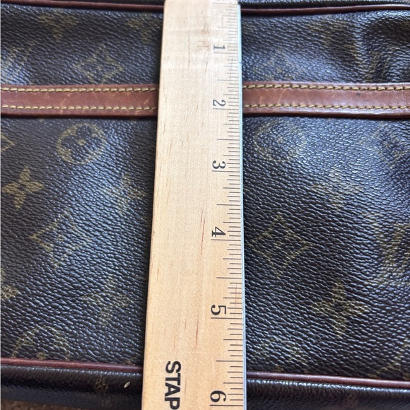 Auth LOUIS VUITTON Monogram Compiegne 23 Clutch Bag - Picture 12 of 15